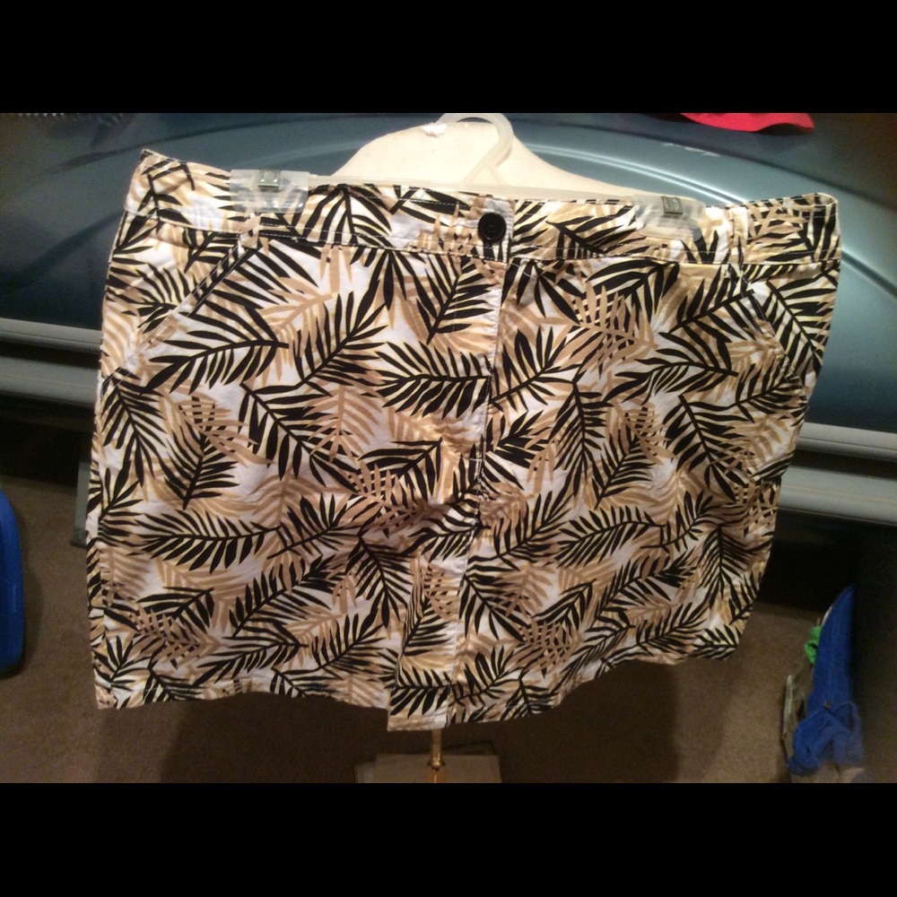 White Stag SS 18 skirt